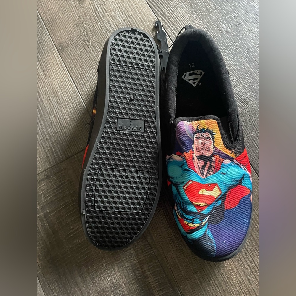 Superman slip on men’s size 12- new, never worn!